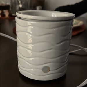 White Ceramic Wax Warmer